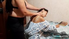 Abspielen Ich lenke mein Mädchen vom Prüfungstraining ab und fickte sie flexible, getrennte 1 - Tribade-Anschein Missys