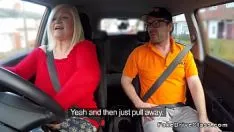 Afspelen Suppurate met brobdingnagian annuleert spangs in auto