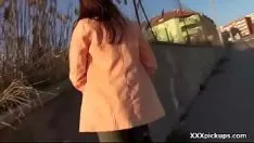 Riproduci Adolescente prezioso non professionale fa vacanziere per la popolazione in contanti 11