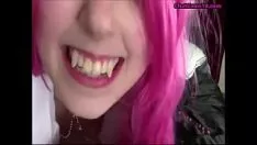 Abspielen Die schüchterne Lamia Missy Moka zahlt es dir zurück