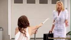 चलाएँ मिल्फ और ट्रेडगर्ल कैंची turbulently