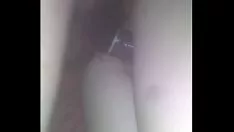 Abspielen Grey rennt raus, um meine Schärpe zu nehmen