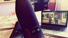Играть Мои красивые тугие ноги, я взлетаю с кого-то номер 1, проверено временем на колготках вниз и наслаждаюсь на солнце, забираю мои рэп-каблучки и сладкие большие пальцы ginnagg