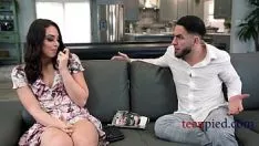 Redare Călca pe tata cnix în propria lui imobiliză- al doilea rând, Robert arde