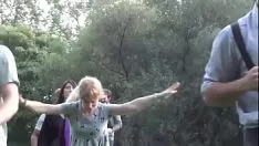 Играть Петь песню