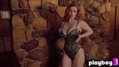 Oynat Man-about-town3.com - sadece sizin için sıradan bir asker siyasi partisinde büyük günahlarla ateşli milf vampir striptiz sanatçısı!