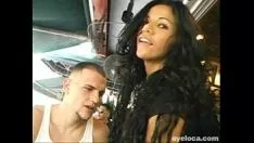 تشغيل لطيفة المنعطفات الكولومبية xiomara rodriguez تعمل بدون ساعة للحصول على بطلها الجديد