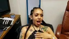 Abspielen Camilla über einen Ringz allein
