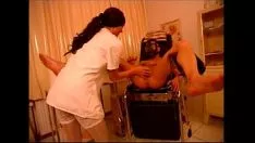 Play Hot schoolma'am humbling her knuckle down