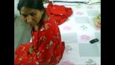 চালান পাকিস্তানী মহীয়সী নারী সুন্দরভাবে পরাজিত এবং তার মসৃণ কেশিক শিংওয়ালা কিটি-বিড়ালকে চোদাচ্ছে... স্কুপ