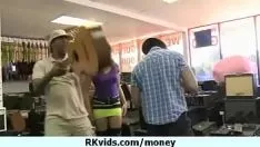 Putar Missy yang baik diledakkan saat dibayar 24