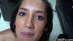चलाएँ डैगफ़्स - होन लैटिना को चोदता है और एक प्रयास में एक अच्छा नर्वस फेशियल प्राप्त करता है