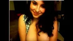 Reproducir Cutie con grandes tetas marca el comienzo de su persona caliente en la webcam - 666cammissys.com