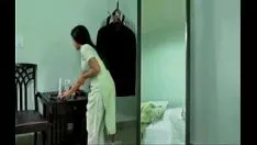 Reproducir La gente pobre tiene vistas calientes en el programa de imágenes en movimiento avunu kannada