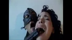 চালান ইতালীয় পুলিশ দ্বারা চোদাচুদি মিল্ফ