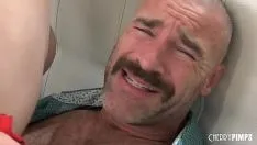 Oynat Busty kötü üvey kız charlotte günahları üvey baba charles dera'yı baştan çıkarıyor