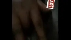 Abspielen Sex-video-chat mit dem segen einer meiner waffen und sie sagte, ich liebe deinen schwanz