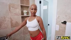 Reproduzir Assphne grossa Daphne fica hardcore com o grande pau preto de seu enteado