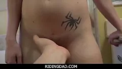 Odtwórz Zakazane tabu Fantasy z gorącą pasierbicą Olivia Kassidy