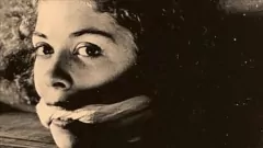 Играть Волосатые лесбиянки на сеансе ретро-бондажа