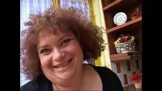 Играть Ссать и взбивать политическую партию для толстой итальянской нимфоманки.